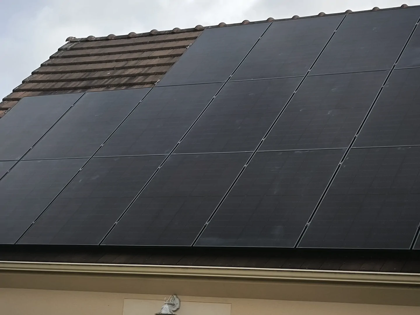 Panneaux solaires sans investissement